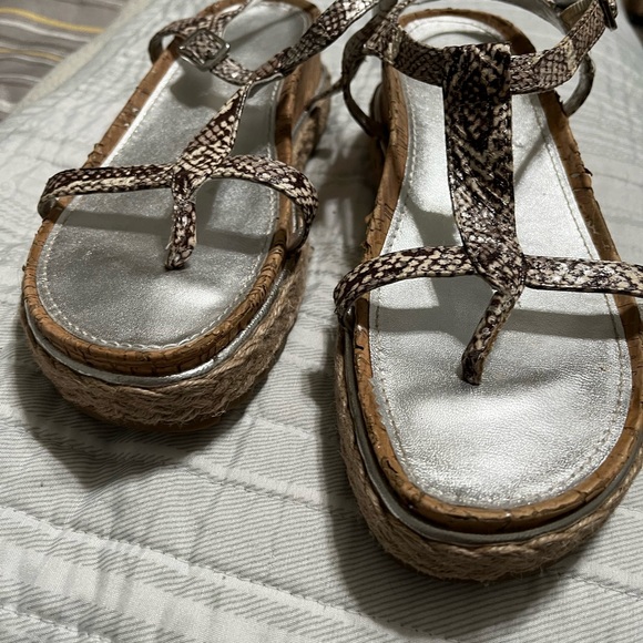 Donald J Pliner Cleo Snake Print Sandals - Picture 7 of 12